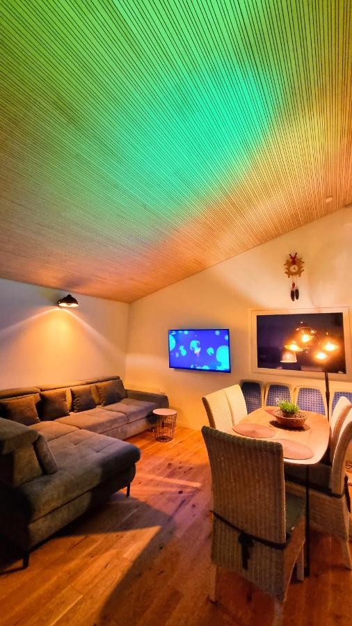 Вилла Exklusives Holzhaus Mit Bergbahn - Baden-Baden Im Schwarzwald Экстерьер фото